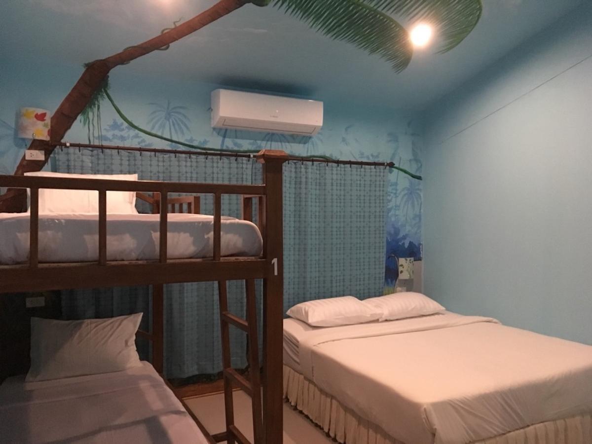 The Corner Transit Hostel Ko Samui Exterior foto